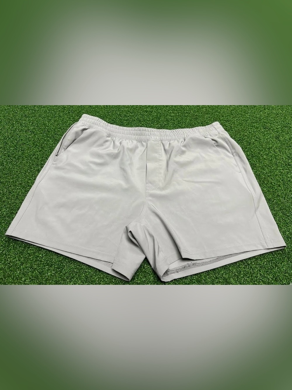 New light gray VSRT shorts XL